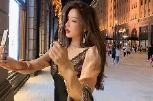 陈律痞幼“接吻疑云”：是真情流露还是流量剧本？