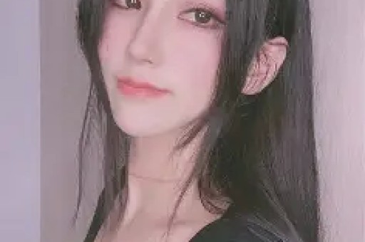 张子枫唯一恋情被扒：倒贴资源、忍劈腿、分手暴瘦为爱自残